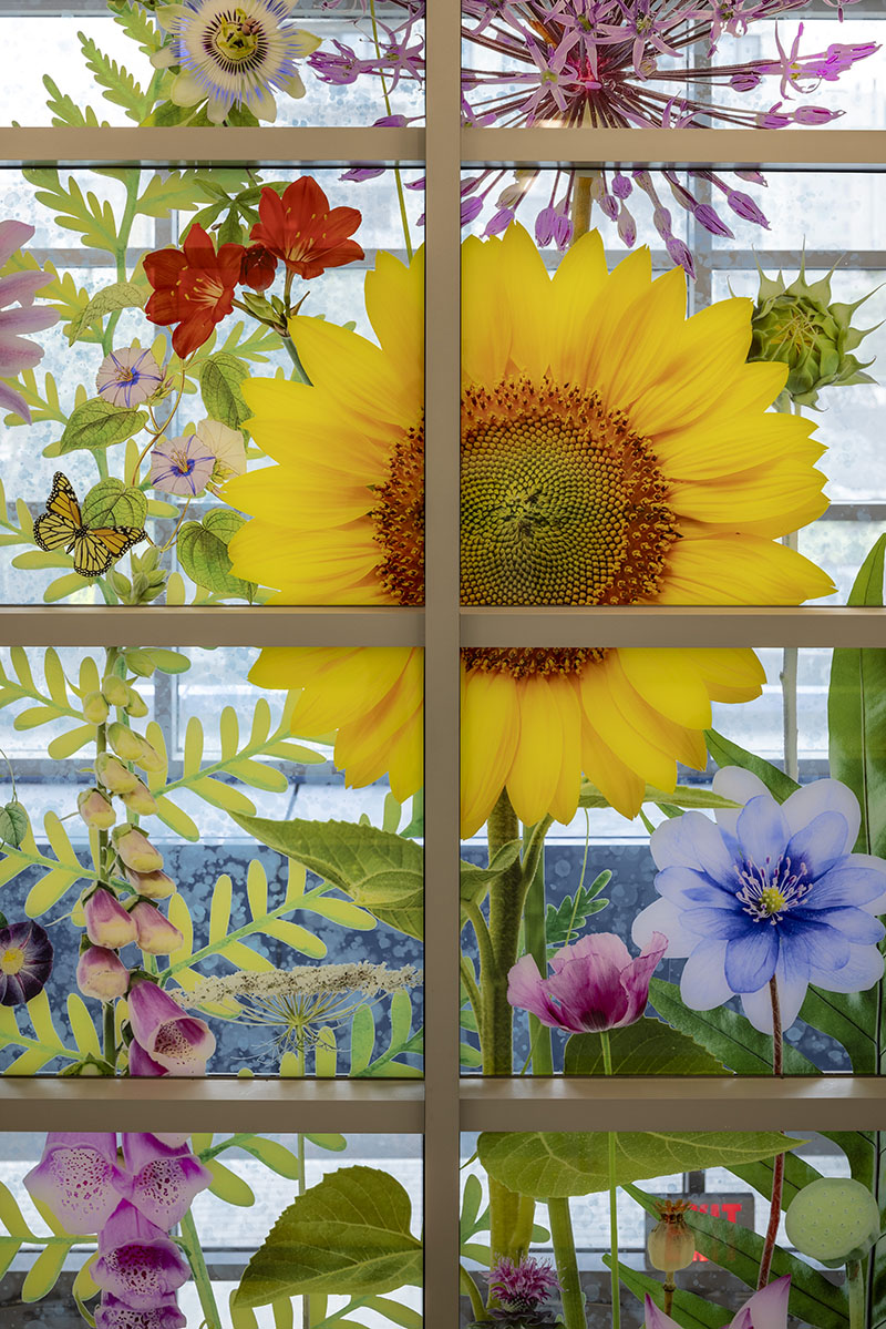 Pulp Studio mural detail up close